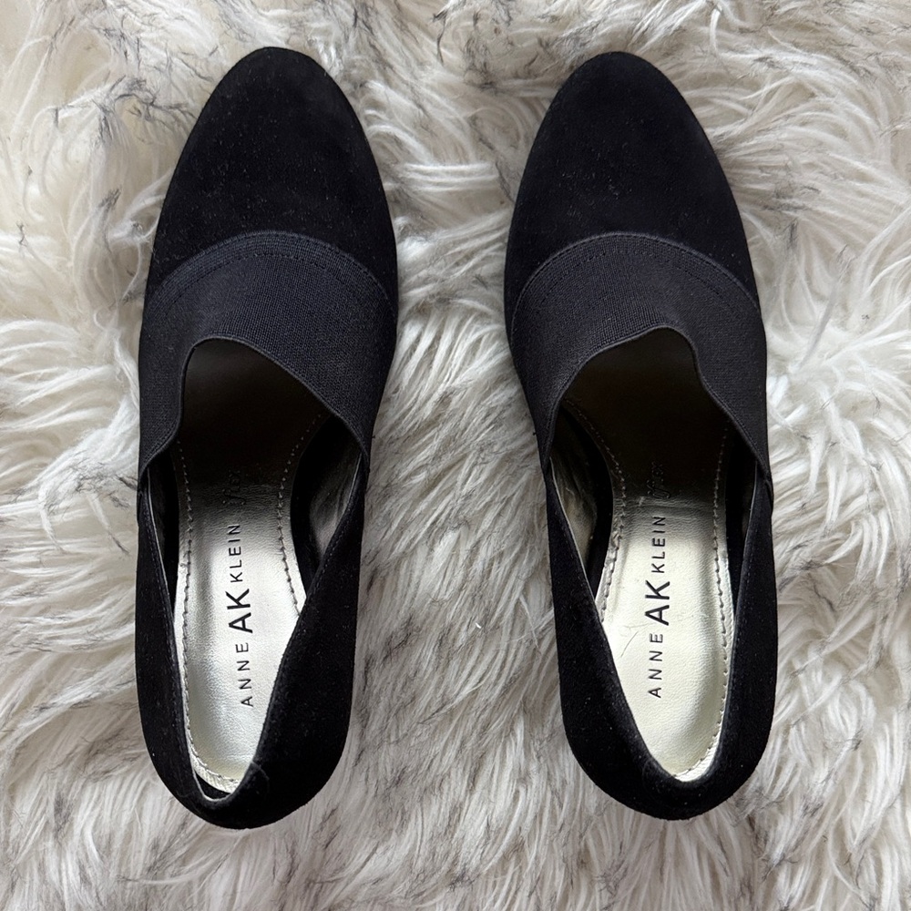 Anne Klein Women's Elegant Black Heels